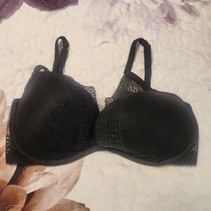 Victoria Secret Incredible Plunge Bra Bundle Size 34DDD